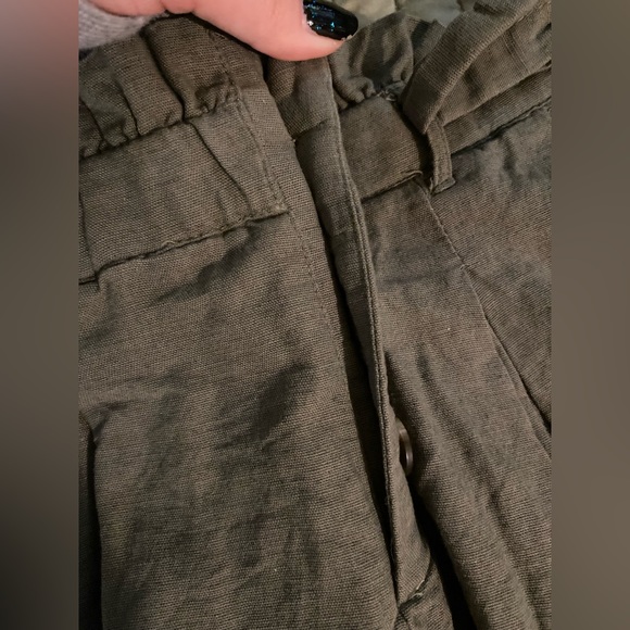 American Eagle Green Paper Bag Shorts - Picture 5 of 9